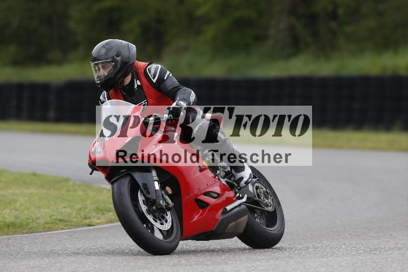 Archiv-2025/06 18.04.2025 Speer Racing ADR/Instruktorentraining/14
